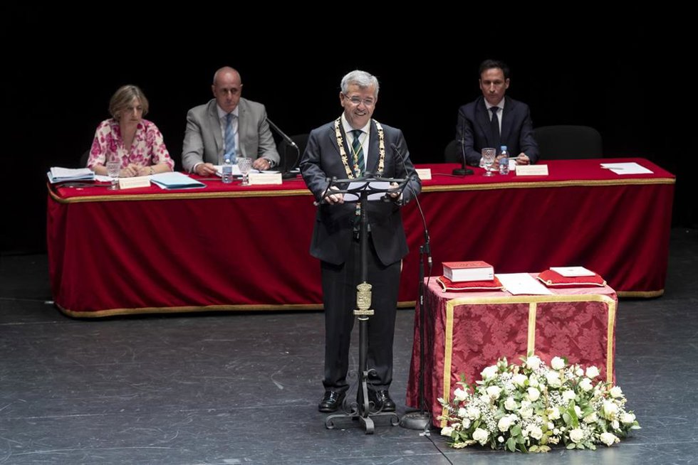 José María García Urbano, investido alcalde de Estepona
