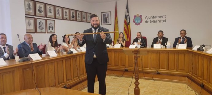 El nuevo alcalde de Marratxí, Jaume Llompart (PP), durante el acto de investidura.