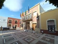 IU se abstiene y facilita al PP el Ayuntamiento de Rioja (Almería): "El pueblo ha lanzado un mensaje de socorro"