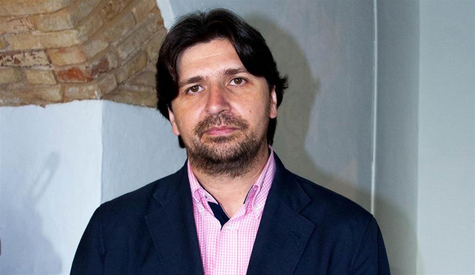 Archivo - El catedrático de la US Francisco Sierra (archivo)