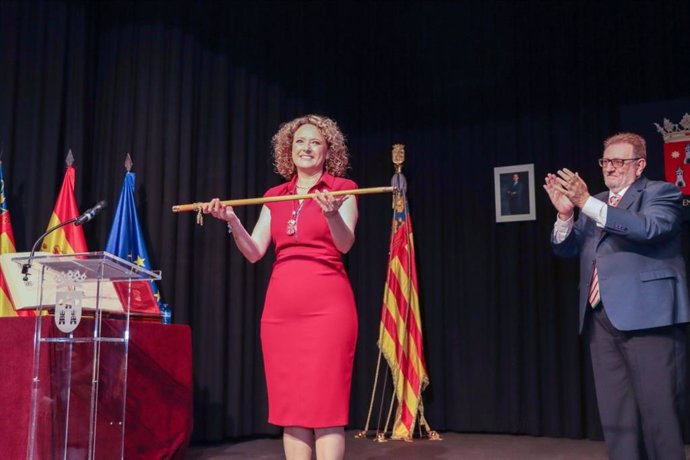 Amparo Folgado, elegida alcaldesa de Torrent (Valencia) con los votos de PP y Vox