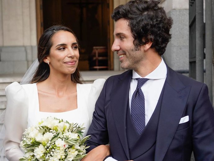 JAVIER ROJAS MARTÍN Y CAROLINA TRILLO EN SU ENLACE MATRIMONIAL