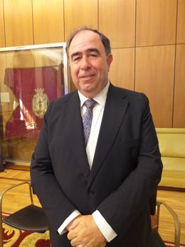 Benigno Villarejo, decano del Ilustre Colegio de la Abogacía de Gijón.