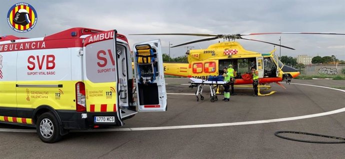 Rescatado un ciclista tras lesionarse al caerse en una pista forestal en Llombai