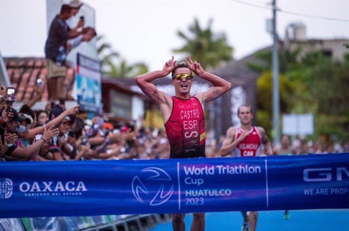 David Castro se impone en la Copa del Mundo de Huatulco
