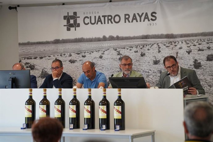 Asamblea General anual de socios de la bodega Cuatro Rayas.