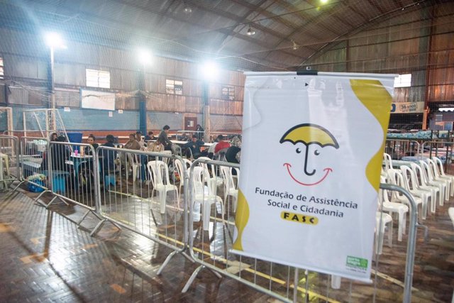 Gimnasio Municipal en el barrio Santana de Porto Alegre acoge a los afectados por el ciclón