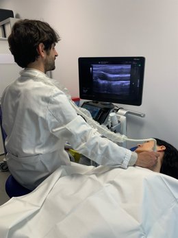 Archivo - Estudio liderado por el IDIVAL sobre el riesgo cardiovascular de personas con espondiloartritis axial