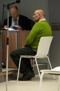 El acusado de asesinato en el 'Caso Entrena' apunta que "si no han aparecido él ni las monedas está vivo"