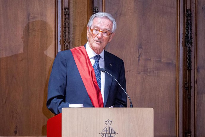 El líder de Trias Per Barcelona en el Ayuntamiento de Barcelona, Xavier Trias (Junts), en su discurso durante el pleno de constitución del nuevo consistorio, en Barcelona (Cataluña, España) el 17 de junio de 2023