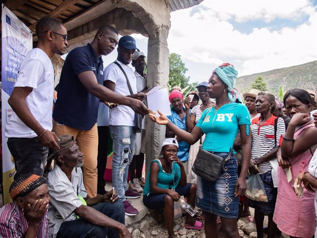 Archivo - Alianza-ActionAid ayuda a la población de Haití.