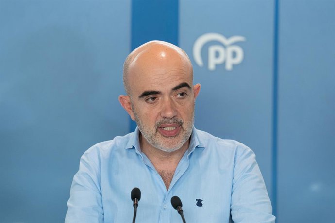 El candidat del PP a l'alcaldia de Barcelona, Daniel Sirera