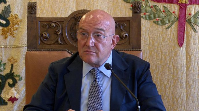 El nuevo alcalde de Valladolid, Jesús Julio Carnero.