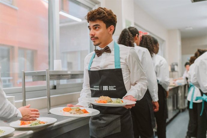 Fundación Mahou San Miguel lanza una nueva edición de las 'Becas Crecemos en Hostelería y Turismo' para impulsar el talento de jóvenes profesionales en el sector