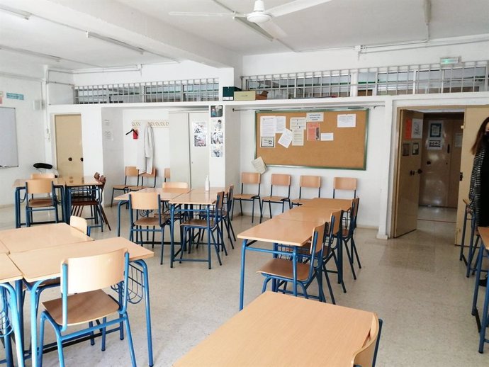 Archivo - Una de las aulas de la la EOI Corduba donde se intervendrá.