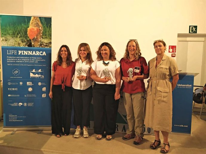 Entrega de los premios 'Silver Pinnarca' con los que el CSIC reconoce la labor de tres entidades baleares para conservar la población de nacra.