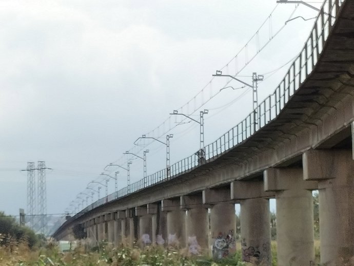 Adif reforzará el viaducto de Raos de la línea de ancho métrico Bilbao-Santander