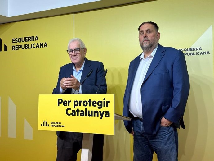 El presidente de ERC, Oriol Junqueras, con el líder de ERC en el Ayuntamiento de Barcelona, Ernest Maragall