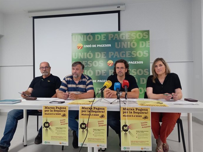 Momento de la rueda de prensa de presentación de la movilización.