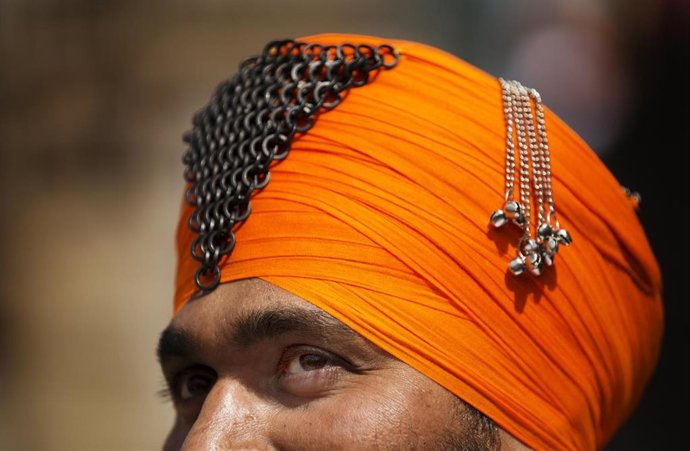 Archivo - Un turbante tradicional sij en Toronto, Canadá