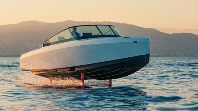 Click&Boat añade a su oferta embarcaciones eléctricas