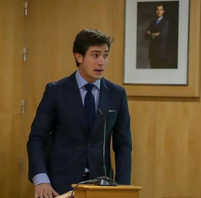 Archivo - El portavoz del grupo popular en la Diputación de Sevilla, Luis Paniagua