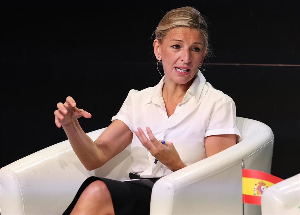 La vicepresidenta segunda y ministra de Trabajo y Economía Social, Yolanda Díaz, interviene durante el Encuentro de Ministras Iberoamericanas de Trabajo, en la Casa de América, a 19 de junio de 2023, en Madrid (España).