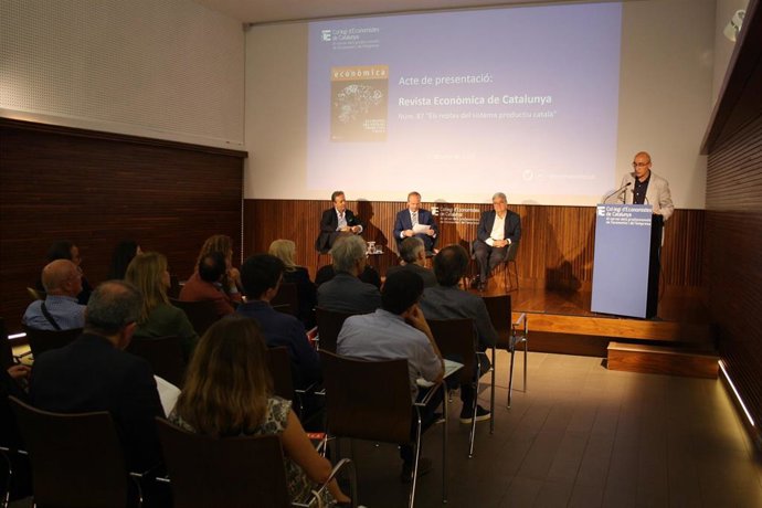 Presentación de la Revista Econmica de Catalunya (REC) 87 del Collegi d'Economistes de Catalunya (CEC)