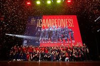Madrid agasaja a la selección española por su título en la Liga de Naciones