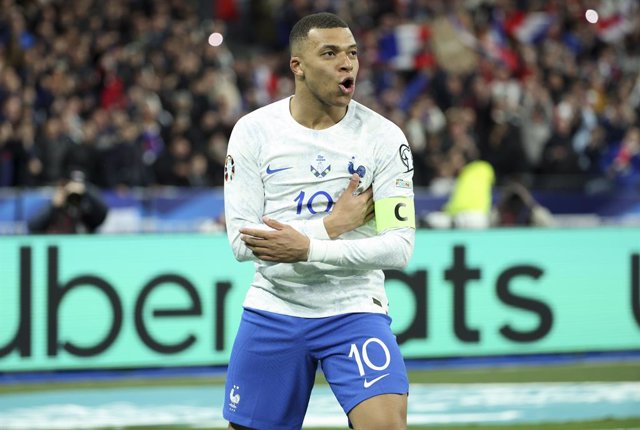 Archivo - Kylian Mbappe of France celebrates his first goal during the UEFA Euro 2024, European Qualifiers, Group B football match between France and Netherlands on March 24, 2023 at Stade de France in Saint-Denis near Paris, France - Photo Jean Catuffe /