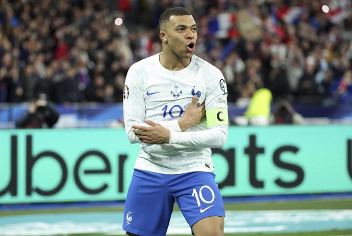 Archivo - Kylian Mbappe of France celebrates his first goal during the UEFA Euro 2024, European Qualifiers, Group B football match between France and Netherlands on March 24, 2023 at Stade de France in Saint-Denis near Paris, France - Photo Jean Catuffe