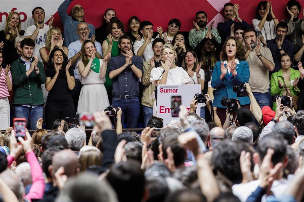 Archivo - La vicepresidenta segunda y ministra de Trabajo y Economía Social, Yolanda Díaz, interviene durante el acto 'Empieza todo' de la plataforma Sumar, en el que Díaz presenta su candidatura para la presidencia del Gobierno en las próximas eleccion