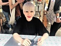 La escritora Remedios Zafra cierra la lista de Sumar por Madrid que incluye a Serra y Jacinto (Podemos)