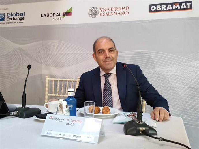 El presidente nacional de Asociaciones de Trabajadores Autónomos (ATA), Lorenzo Amor, en el foro en Salamanca.