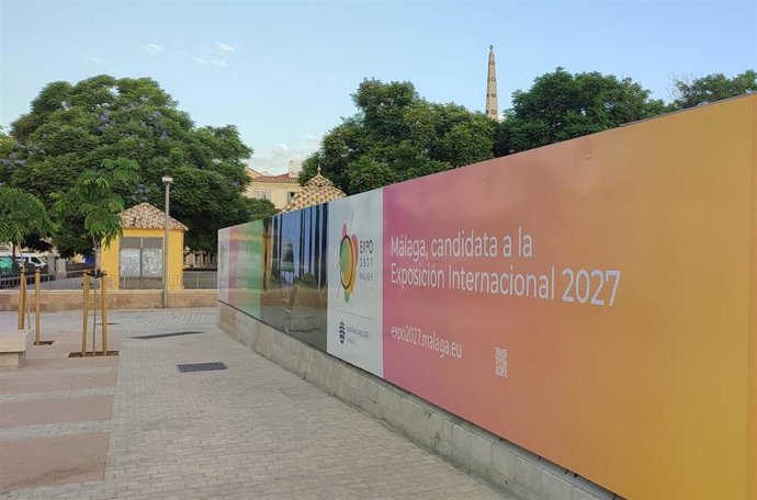 Archivo - Cartel Expo 2027 candidatura Málaga