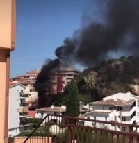 Heridos en un incendio dos trabajadores cuando realizaban una obra en un edificio de Fuengirola (Málaga)