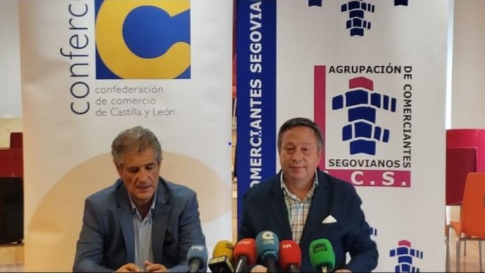 El presidente de ACS, Manuel Muñoz (izda) y el presidente de Conferco, Adolfo Sainz