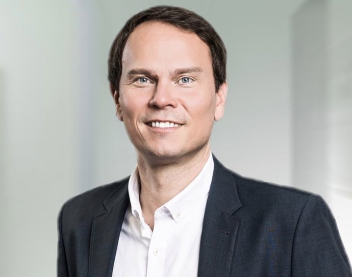 Archivo - El consejero delegado de Adamo, Martin Czermin