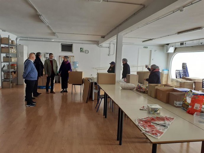 El delegado de Empleo, Javier Martín, durante la visita a un centro especial de empleo.