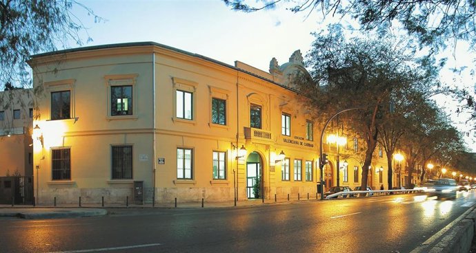 Archivo - Fachada de Casa Caridad