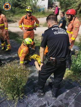 Rescatan a un menor en río Turia, entre los municipios de Riba-roja de Túria y Vilamarxant (Valencia), que no podía salir del agua al quedar su pierna atrapada entre rocas