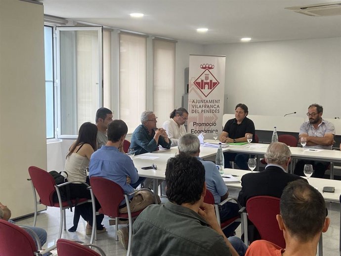 El Pleno del Consejo Regulador de la Denominación de Origen (DO) Peneds.