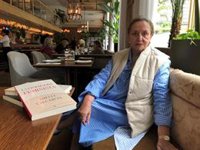 Amelia Valcárcel, a Feijóo: "Te otorgo mi confianza de que eres capaz de hacer una política feminista eficaz"