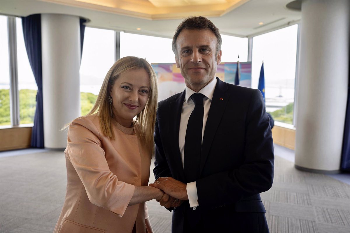 Macron ha sottolineato prima della Meloni la necessità di “rafforzare” i confini e rafforzare la politica migratoria comune