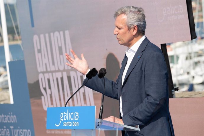 El presidente de la Xunta, Alfonso Rueda, presenta en Baiona (Pontevedra) la nueva campaña de promoción turística de la Xunta 'Galicia senta ben.