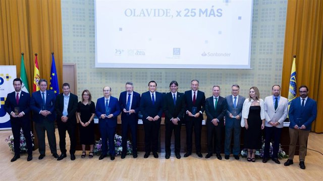 El consejero de Universidad, Investigación e Innovación, José Carlos Gómez Villamandos durante su intervención en el acto 'Universidad y Empresa. Un vínculo estratégico de futuro'