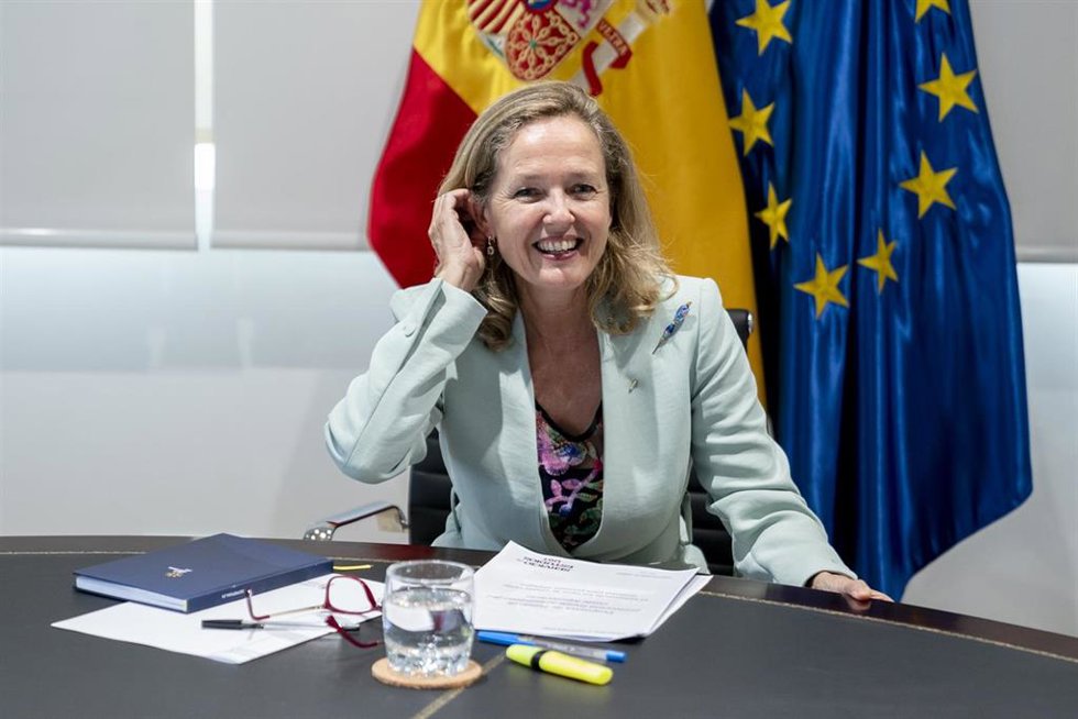 Archivo - La vicepresidenta primera y ministra de Asuntos Económicos y Transformación Digital, Nadia Calviño