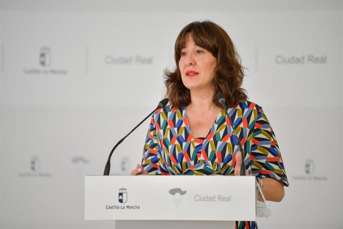 La portavoz del Gobierno de Castilla-La Mancha y consejera de Igualdad, Blanca Fernández.