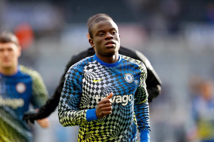 Archivo - Chelsea midfielder Ngolo Kante (7) warming up during the English championship Premier League football match between Newcastle United and Chelsea on October 30, 2021 at St James's Park in Newcastle, England - Photo Simon Davies / ProSportsImage