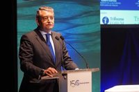 Sanz lamenta "la cruzada contra Huelva" del Gobierno con los frutos rojos y muestra su apoyo a agricultores